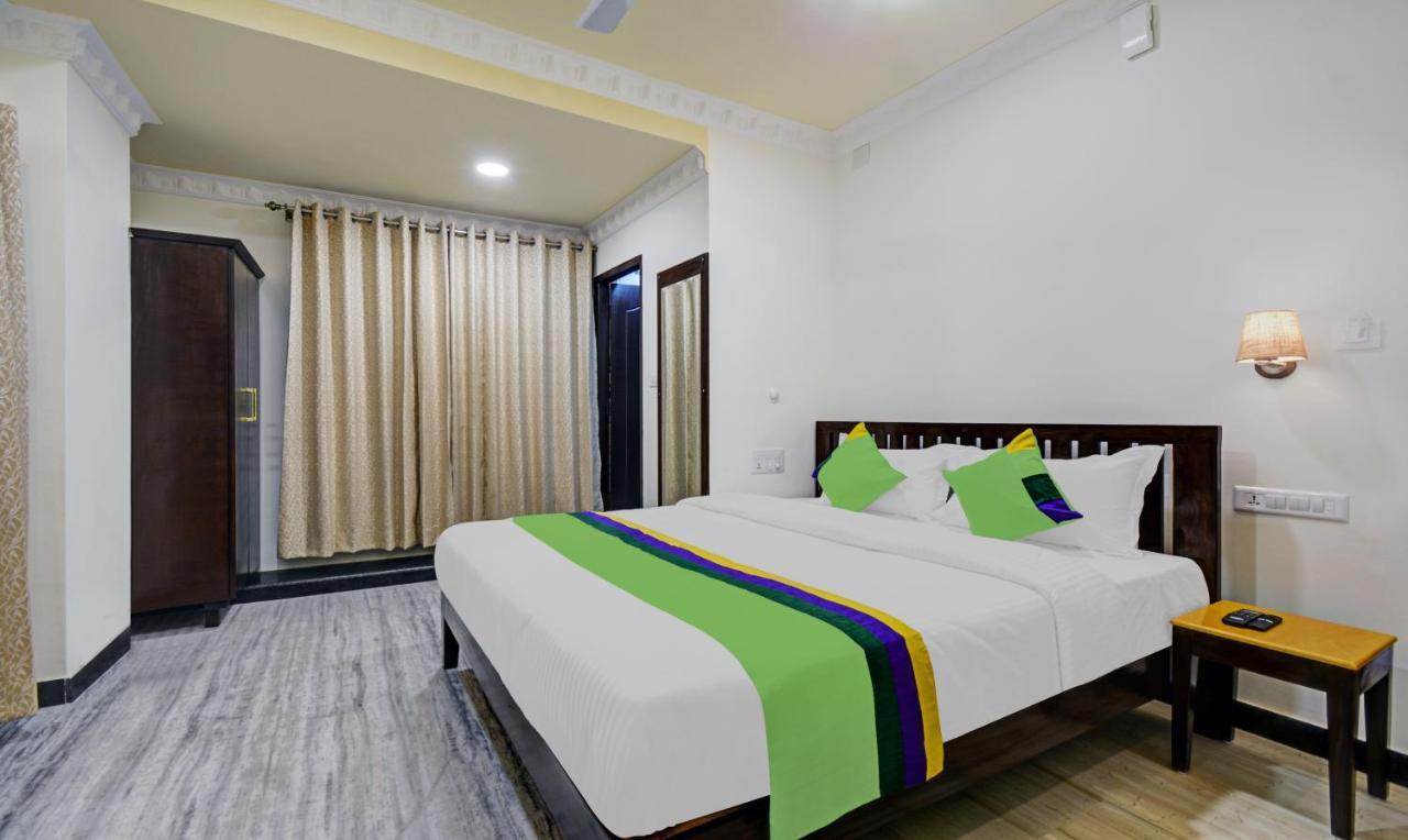 Hotel Treebo Jheel Mahal Udaipur Exterior foto