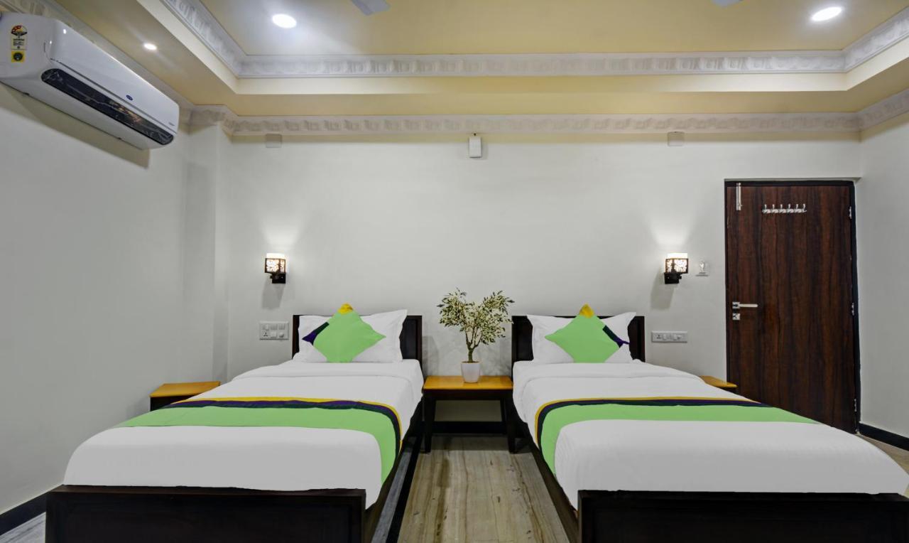 Hotel Treebo Jheel Mahal Udaipur Exterior foto
